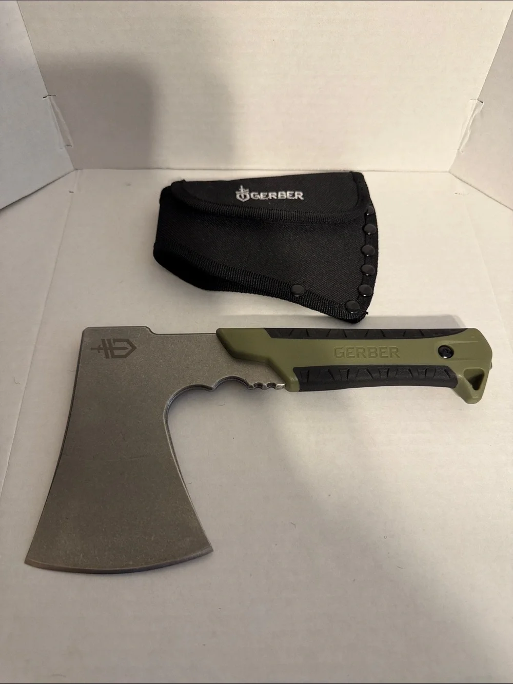 Gerber gear pack hatchet 3.5” steel blade axe, full tang